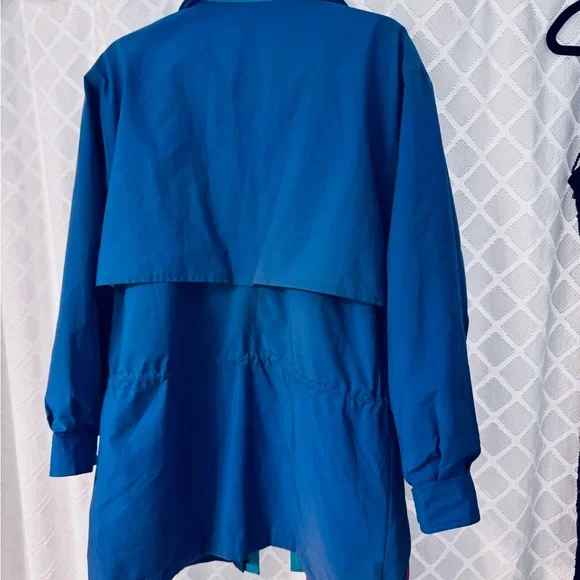 Vintage Eddie Bauer Women's Blue and Pink Ski Jacket - Picture 8 of 8